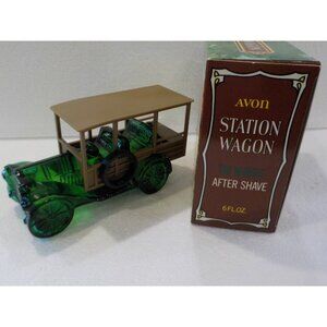 Vintage Avon Station Wagon Tai Winds After Shave 6 fl oz Green Glass Bottle Car